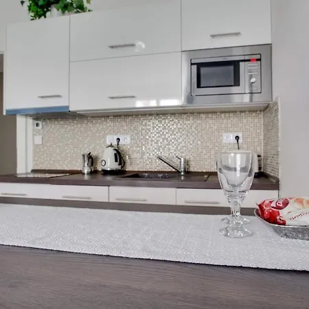 Apartman Charming Near The Historic Center
